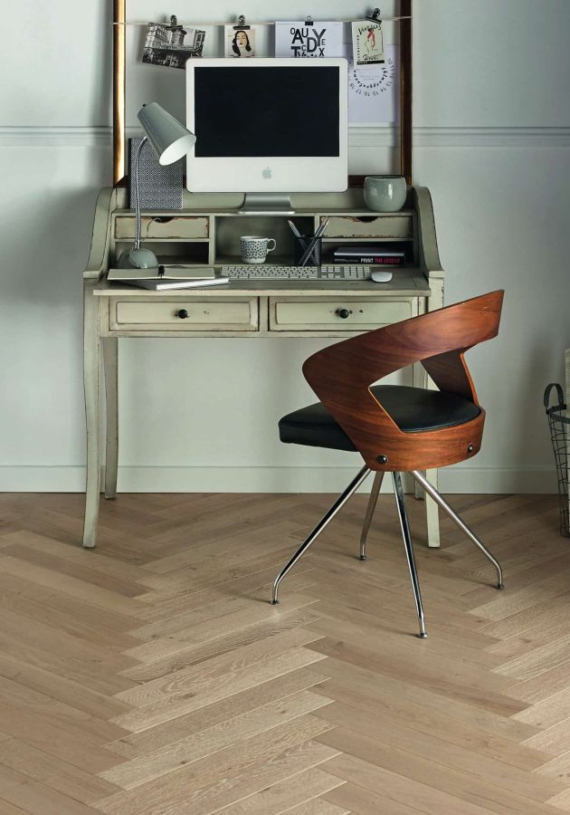 Photo d'ambiance avec parquet Chêne Classic-Authentique Tufeau, Bâton Rompu 90